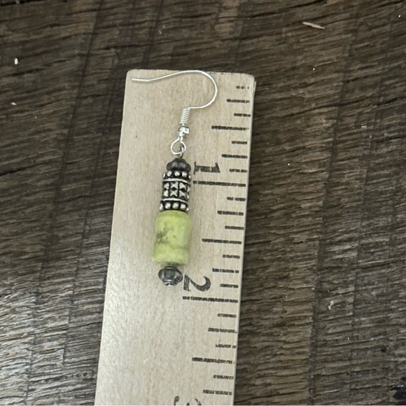 Handmade Ring & Earrings Set - Picture 7 of 8